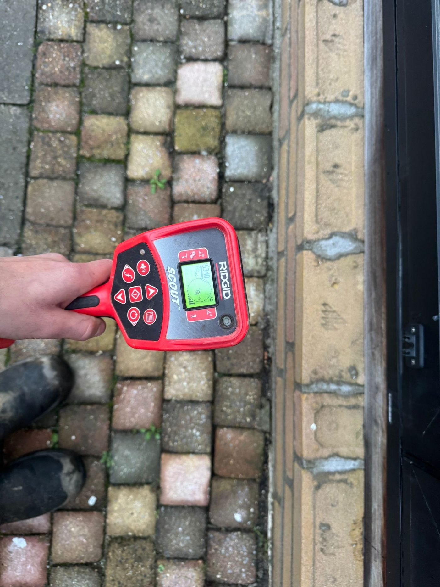 Wc ontstoppen in Rotterdam met professionele apparatuur